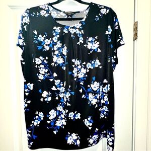 Liz Claiborne Career Woman size 0X black, blue, white floral stretch blouse